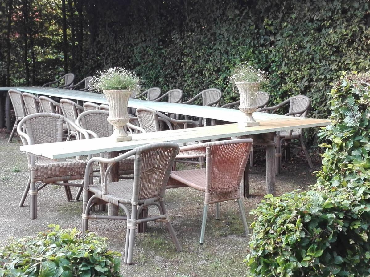 Pipowagen Overnachting Het Houten Huis Zaltbommel Luaran gambar